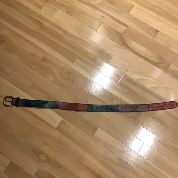 🌟HP🌟Colourful Leather LEVI’S belt - Picture 2 of 4